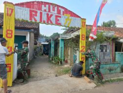 Peringati HUT RI, Satgas Citarum Harum sektor 13 Dirikan Gapura Bertema Merah Putih