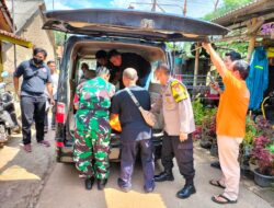 Sebrangi Rel, Seorang Kakek di Purwakarta Tewas Terserempet Kereta Api