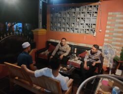 Bhabinkamtibmas Polsek Plered Rutin Sambangi Warga