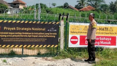 Antisipasi Pencurian, Polsek Plered Rutin Patroli di Sekitar Jalur KCIC