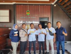 SatResNarkoba Polres Purwakarta Tes Urine Aparat Desa Sukatani 