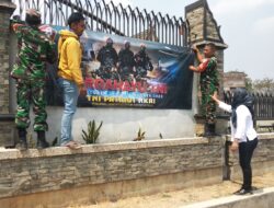 Satgas Citarum Harum sektor 13 Pasang Banner Sambut Peringatan HUT TNI Ke- 78