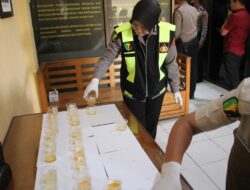 Mendadak, Ratusan Anggota Polres Purwakarta di Tes Urine. Ada Apa , ?    