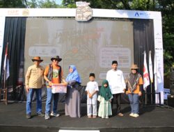 Bagian dari Tanggung Jawab Sosial, Jasa Tirta II Berikan Bantuan Sembako untuk Warga Prasejahtera