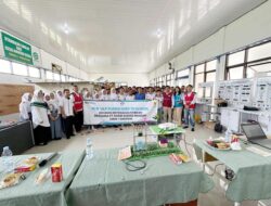 MENJELANG PERINGATAN HARI NATAL DAN TAHUN BARU 2024, PT PLN (PERSERO) ULP PLERED GOES TO SCHOOL DI SMKN 1 SUKATANI PLERED