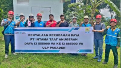 DUKUNG PERTUMBUHAN INDUSTRI PETERNAKAN, PLN ULP PAGADEN ENERGIZE PERUBAHAN DAYA PT INTAMA TAAT ANUGRAH 865 KVA