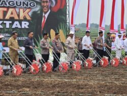 PLN ULP PAMANUKAN SUKSES MENJAGA KELISTRIKAN TETAP ANDAL SELAMA LAUNCHING PROGRAM KETAHANAN PANGAN ‘PENANAMAN JAGUNG SERENTAK SATU JUTA HEKTAR