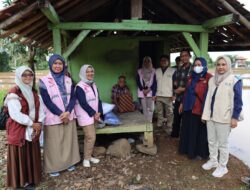 PLN UP3 PURWAKARTA BERSAMA YBM DAN SRIKANDI SALURKAN BANTUAN UNTUK LANSIA DI KABUPATEN PURWAKARTA