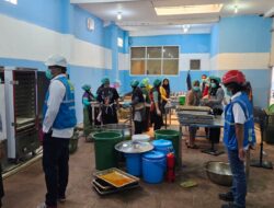 DALAM MOMEN PERINGATAN BULAN K3 DAN HARI KANKER SEDUNIA, PLN UP3 PURWAKARTA PASTIKAN PENUHI KEBUTUHAN PASOKAN LISTRIK UNTUK PROGRAM MAKAN BERGIZI GRATIS PEMERINTAH UNTUK GENERASI SEHAT