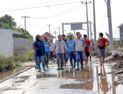 YBM PLN Purwakarta Salurkan Bantuan untuk Korban Banjir di Babelan, Bekasi