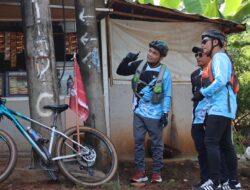 Guna Menjaga Kehandalan Jaringan, PLN UP3 Purwakarta Lakukan Simping (Sepedaan Mapai Jaringan)