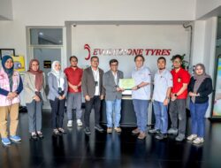 PLN UP3 Purwakarta Apresiasi PT Evolution Tyres atas Dukungan Energi Hijau Lewat Pembelian 14.340 Unit REC
