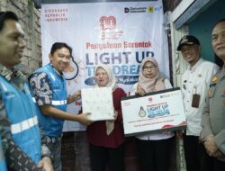 PLN UID Jabar Nyalakan Harapan di Hari Kemerdekaan, 365 Keluarga Prasejahtera Nikmati Sambungan Listrik Gratis