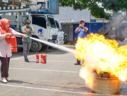 Tingkatkan Kesiapsiagaan Dalam Situasi Darurat, PLN UP3 Purwakarta Gelar Simulasi Tanggap Darurat Bencana Gempa dan Kebakaran