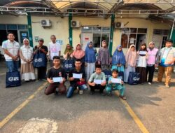 Memaknai Masuknya Bulan Muharram, YBM dan Srikandi PLN UP3 Purwakarta Salurkan Sembako untuk Anak Yatim & Lansia Dhuafa dengan Semangat Menyebarkan Kebaikaan